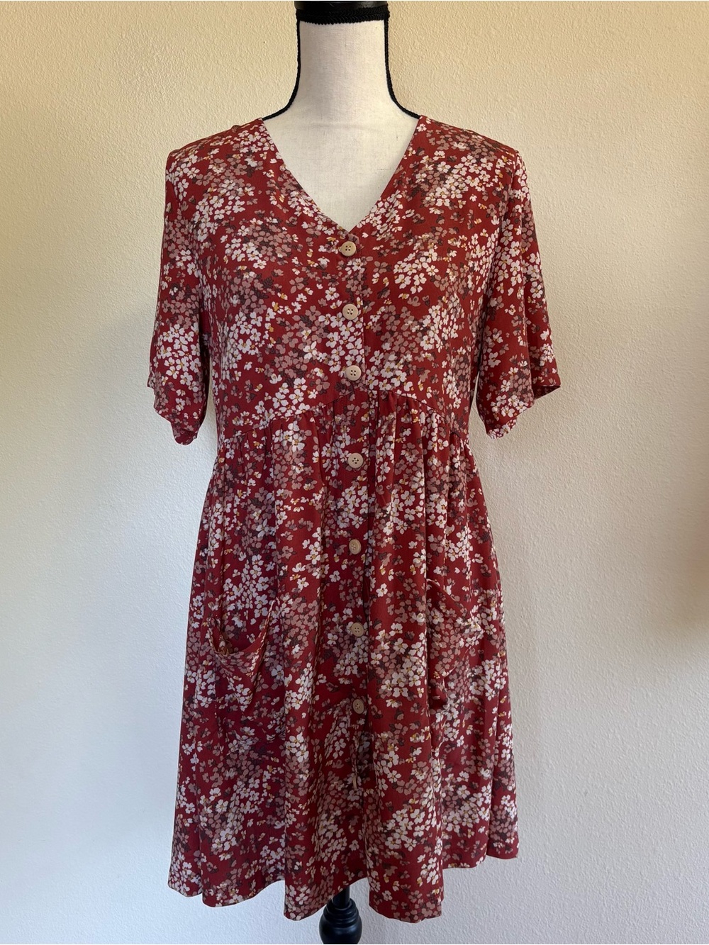 Floral Button-Front Red Short Sleeve Dress